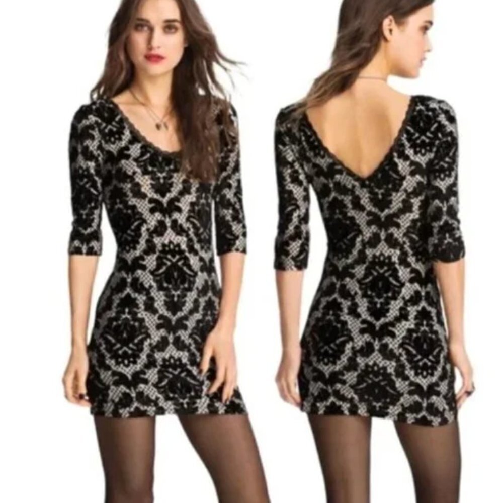 ☀️ FREE PEOPLE INTIMATELY Fair Maiden Velvet Bodycon Mini Dress Small V Neck